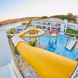 hotel-resort-do-lago-e-park-aquatico.caldasnovashotels.com/